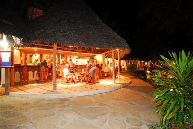 Turtle Bay Beach Club Watamu Exteriör bild